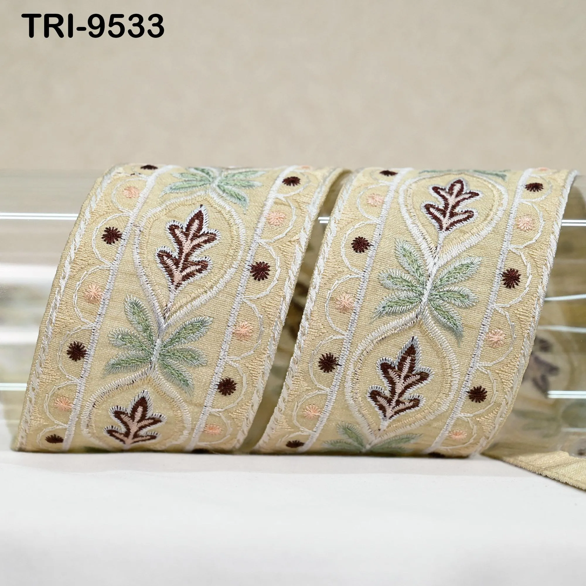 3 Yard Ivory Embroidery Ribbons Indian Sari Border Embroidered Crafting Sewing Tablecloth Lampshade making Home Decor Costumes Trimming 6cm