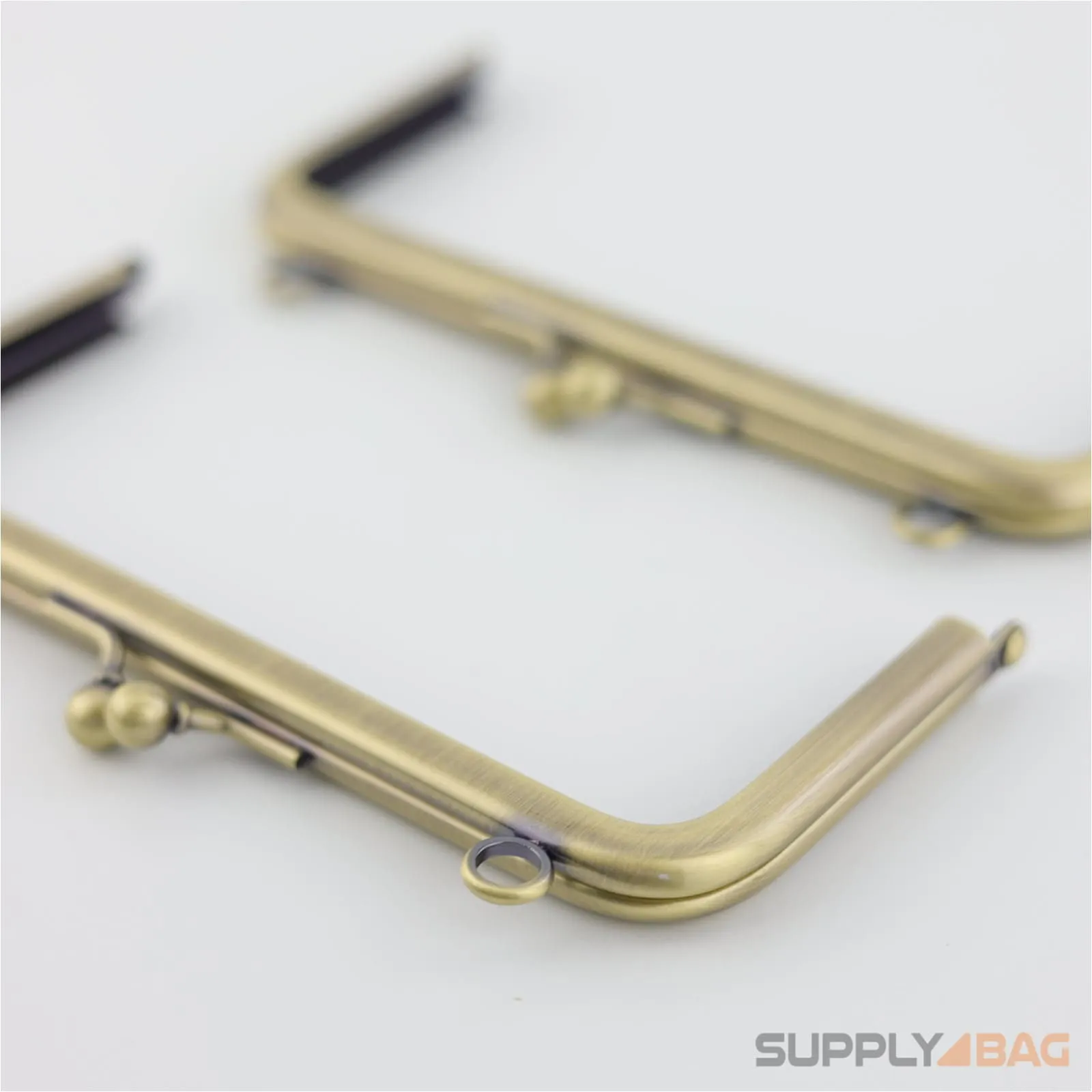 6 x 2 3/4 inch - Kisslock Clasp - Antique Brass Metal Purse Frame with O Rings