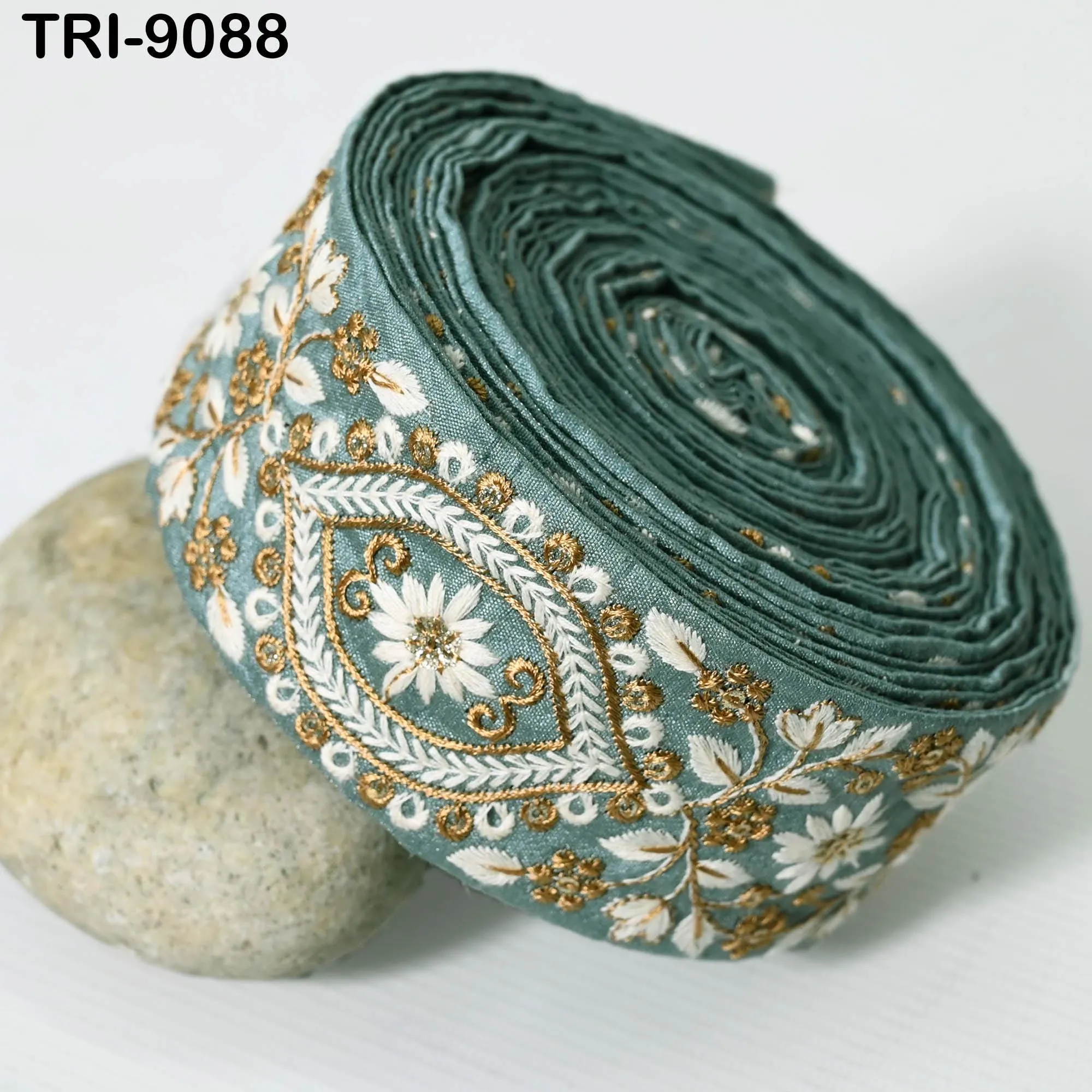 9 Yard Grey Indian Embellishment Embroidered 5 CM Fabric Trim Saree Ribbon Crafting Sewing Embroidery Border Dress Trimmings Beach Tote Bags
