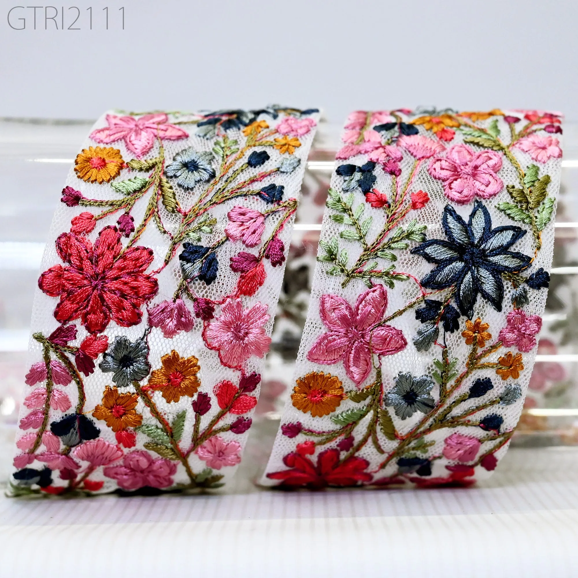 9 Yard Indian Embellishment Embroidered Fabric 55 mm Trim Saree Ribbon Crafting Sewing Embroidery Border Dress Trimmings Cushion Covers