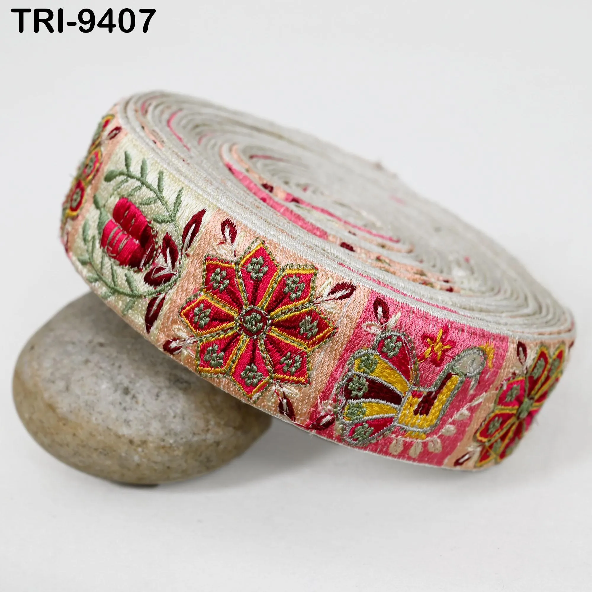 9 Yard Multicolor Embroidery Ribbon Trim 4cm Theatrical Costumes Sewing DIY Crafting Border Indian Embroidered Trimmings Laces Junk Journals