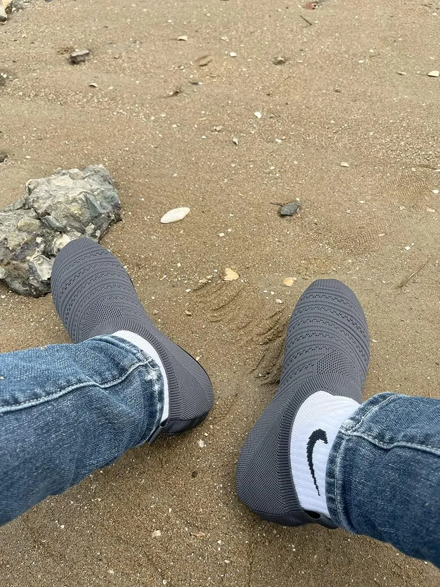 Adult Indoor House Slippers Socks Lightweight Non Slip Grip House Home Shoes for Women Men