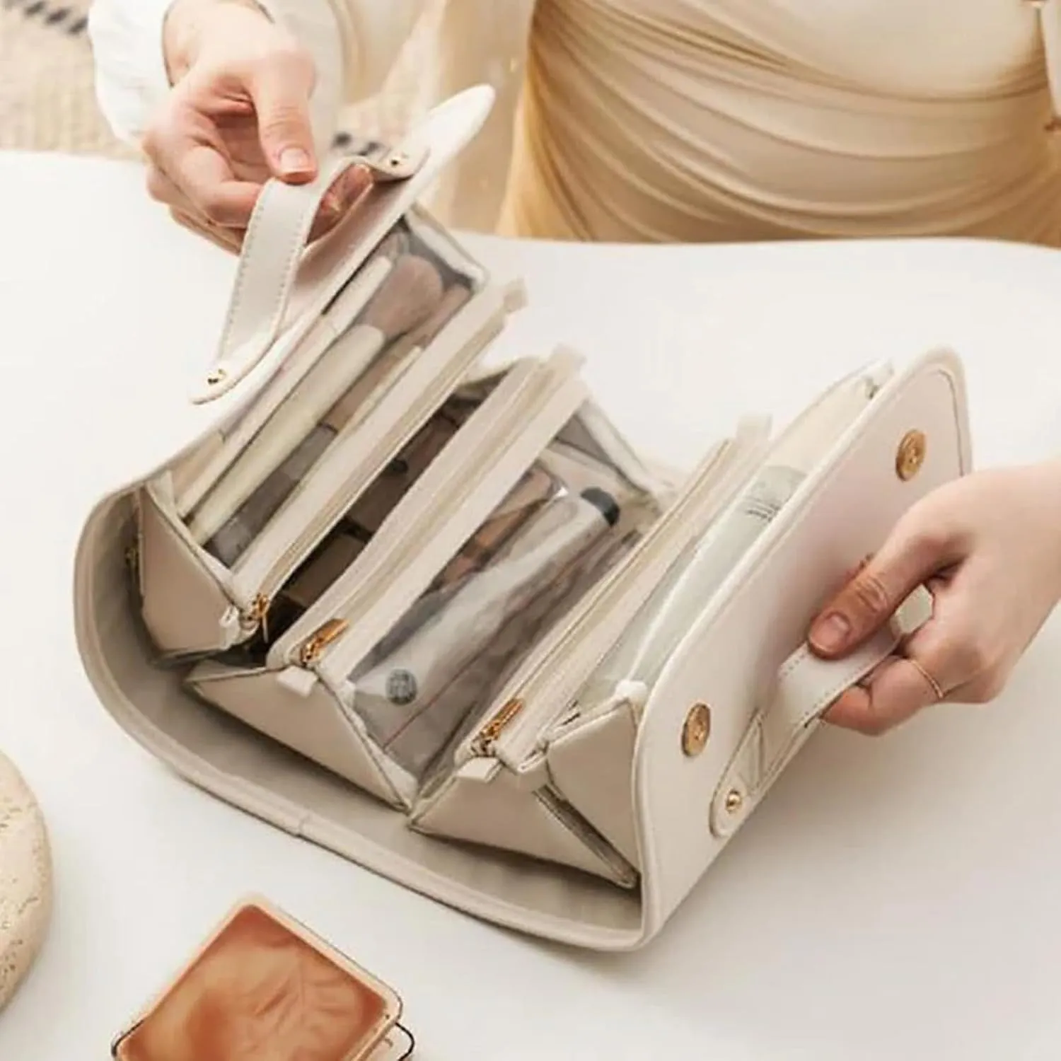 Binozinco Cosmetic Bag, Basic-Chic Makeup Bagwith Clear Divider and Handle, Leather Waterproof Cosmetic Bag, Player Travel Cosmetic Bag, Portable Hanging PU Leather Makeup with Compartment (2*C)