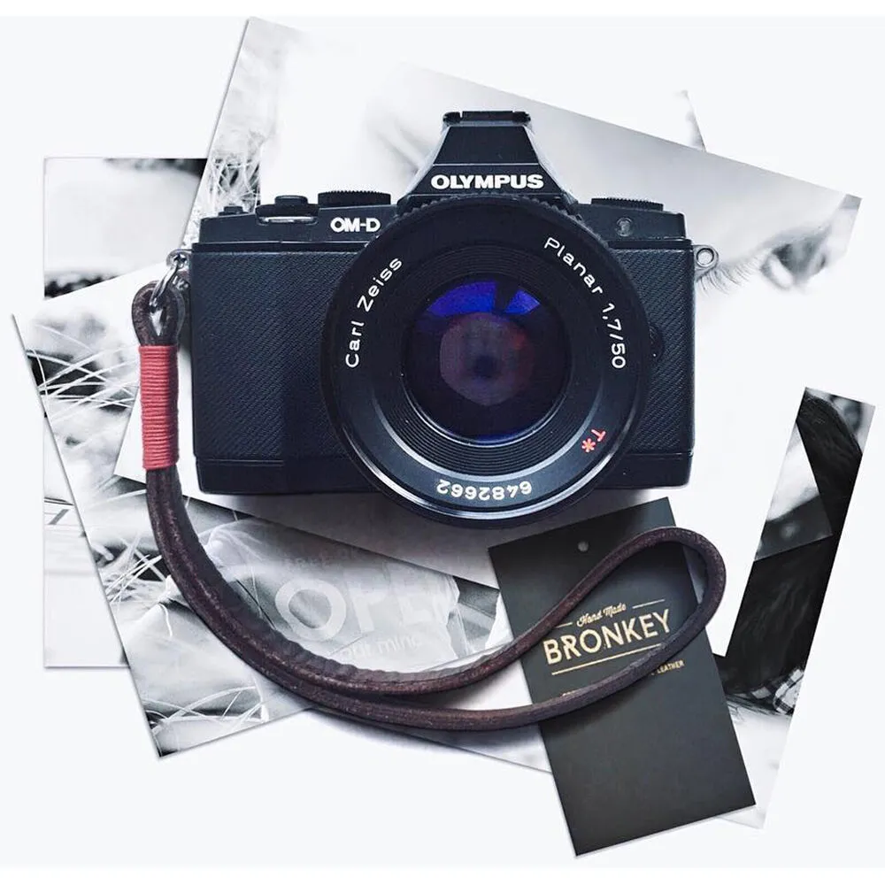 Bronkey Tokyo #202 Leather Camera Wrist Strap (Brown and Red, 9.1")
