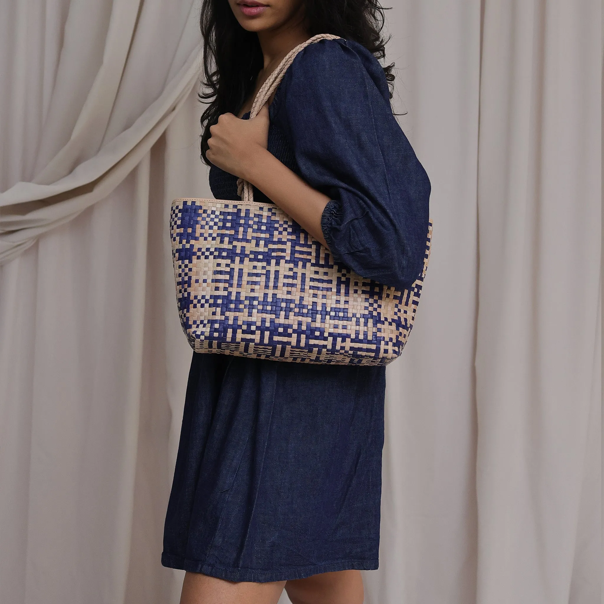 CA 1 - SHOULDER BAG - BLUE MULTI