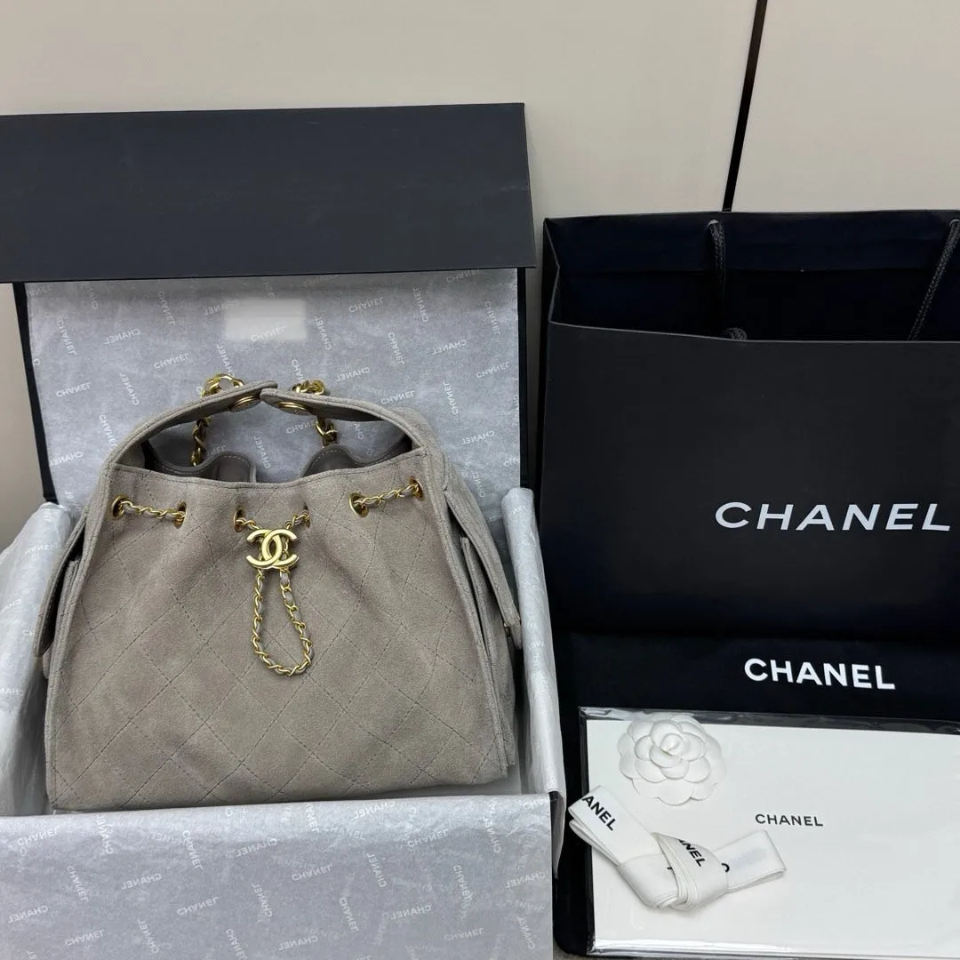 Chanel 25C Medium Hobo Travel Bag