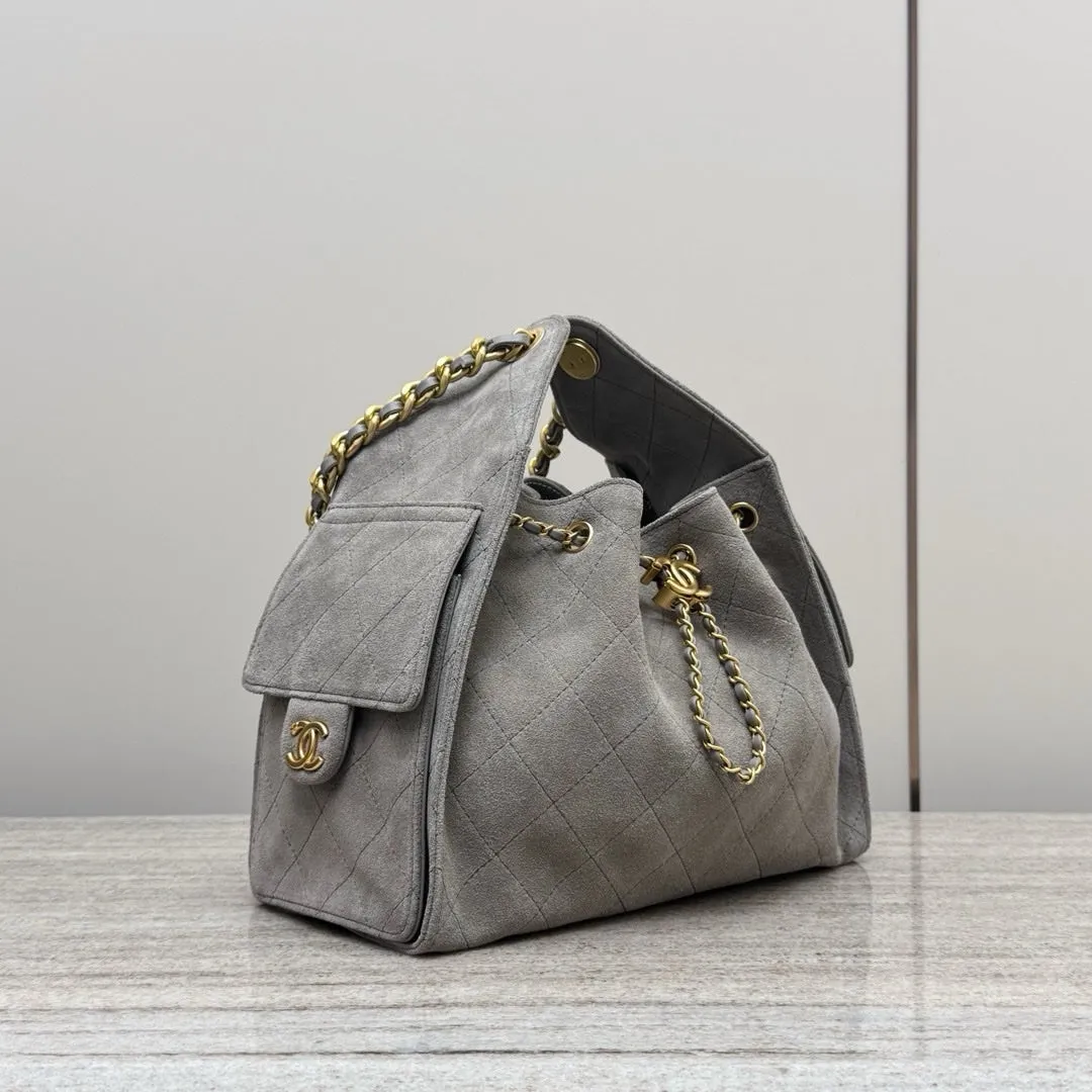 Chanel 25C Medium Hobo Travel Bag