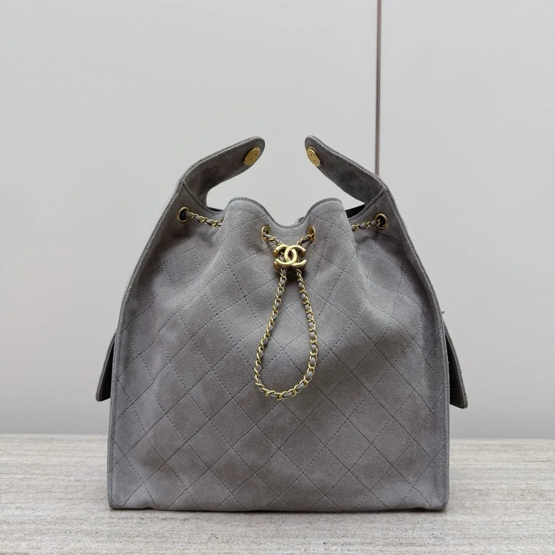 Chanel 25C Medium Hobo Travel Bag