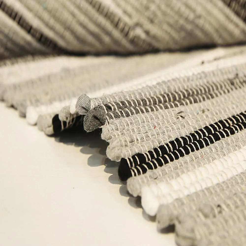 Chindi Rag Rug, Machine Washable Cotton Reversible Rag Rug Hand Woven Multi Color Striped Area Rug Floor Rugs for Bedroom, Living Room, Kitchen and Laundry Room (20'' x 31", Grey)