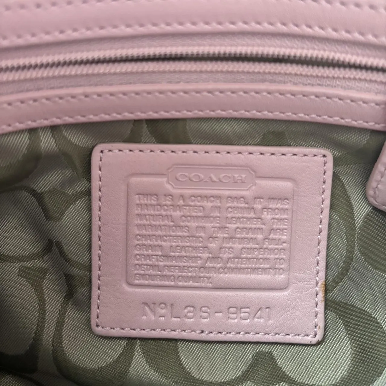 Coach Baby Pink Mini Hobo🩶🏙️