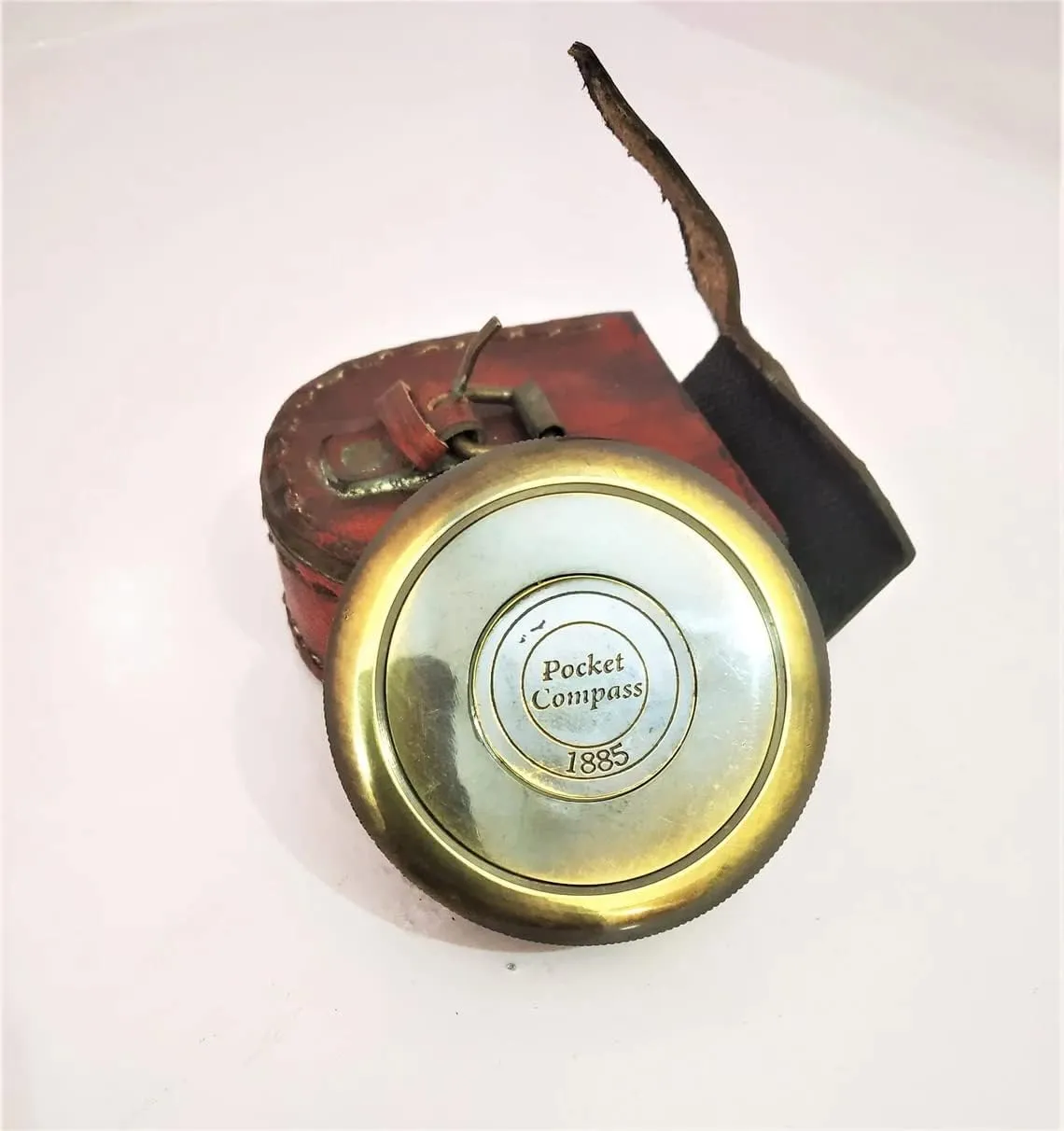 Decor&More Antique Compass Elegant one-face Desk Clock for Tracking Hiking Timeless Home décor Ideal Gift