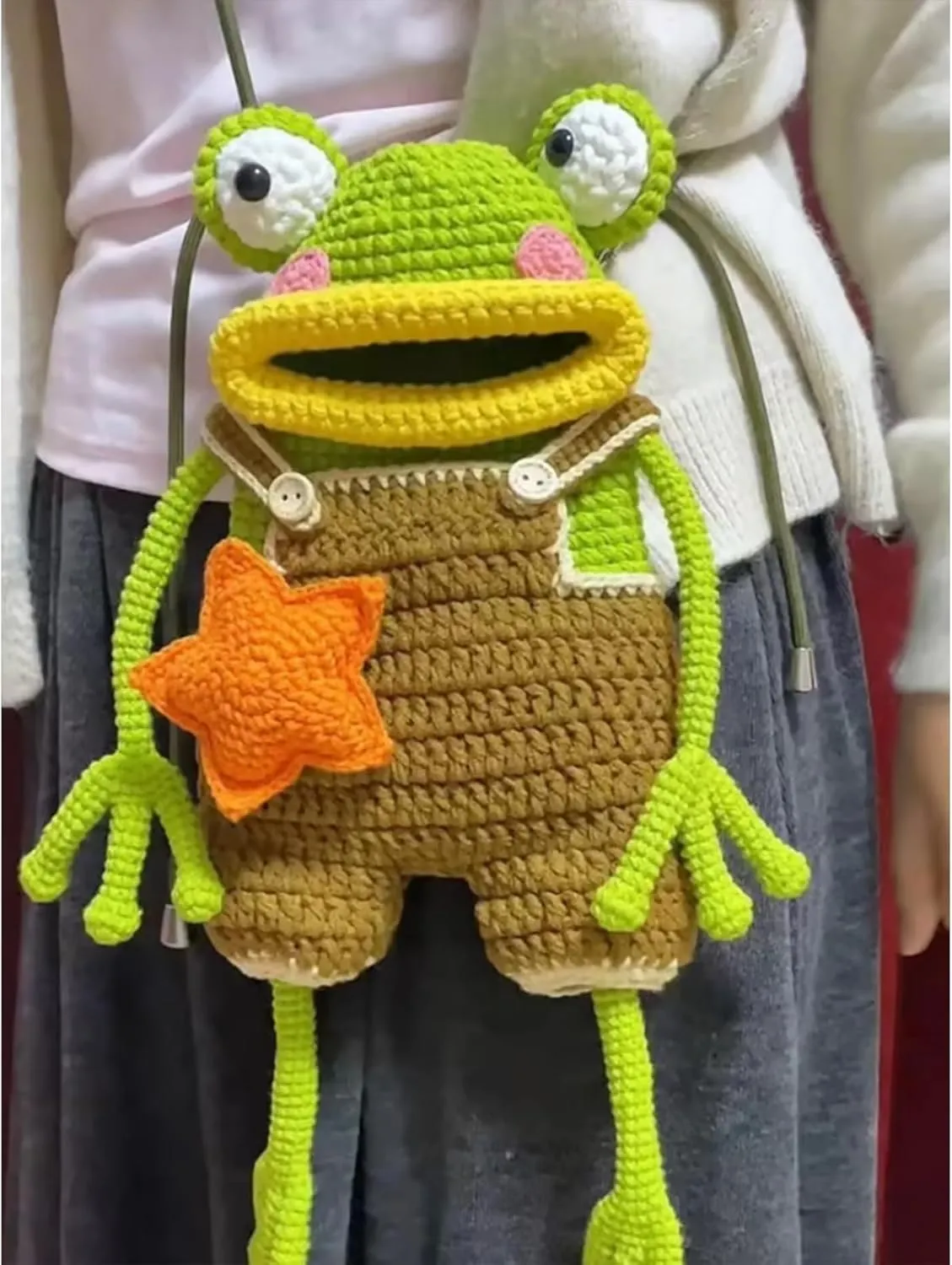 Frog Cell Phone Bag, Cute Crochet Frog Backpack, Adjustable Backpack Suitable for Mobile Phone, Cosmetics, Headphones (purple,Finished Product)