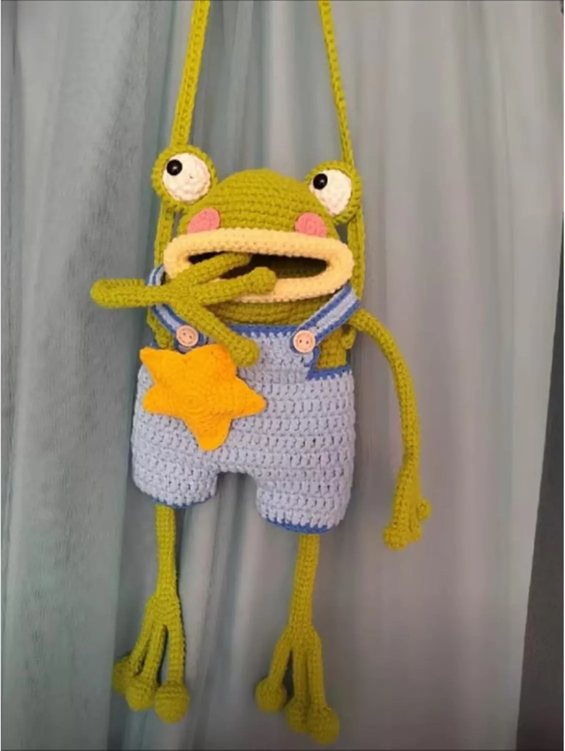Frog Cell Phone Bag, Cute Crochet Frog Backpack, Adjustable Backpack Suitable for Mobile Phone, Cosmetics, Headphones (purple,Finished Product)