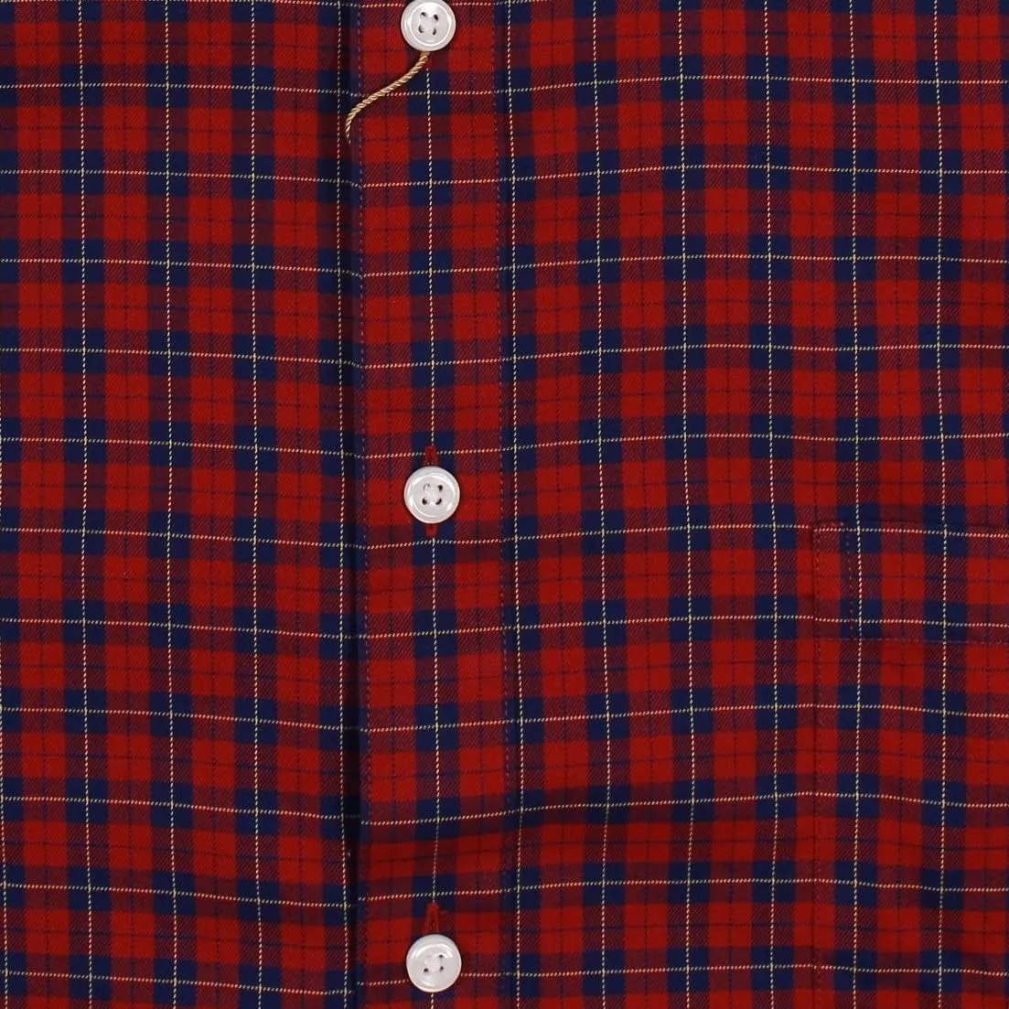 Gold Label Roundtree & Yorke Big and Tall Non-Iron Wrinkle-Resistant Men's Long Sleeve Shirt