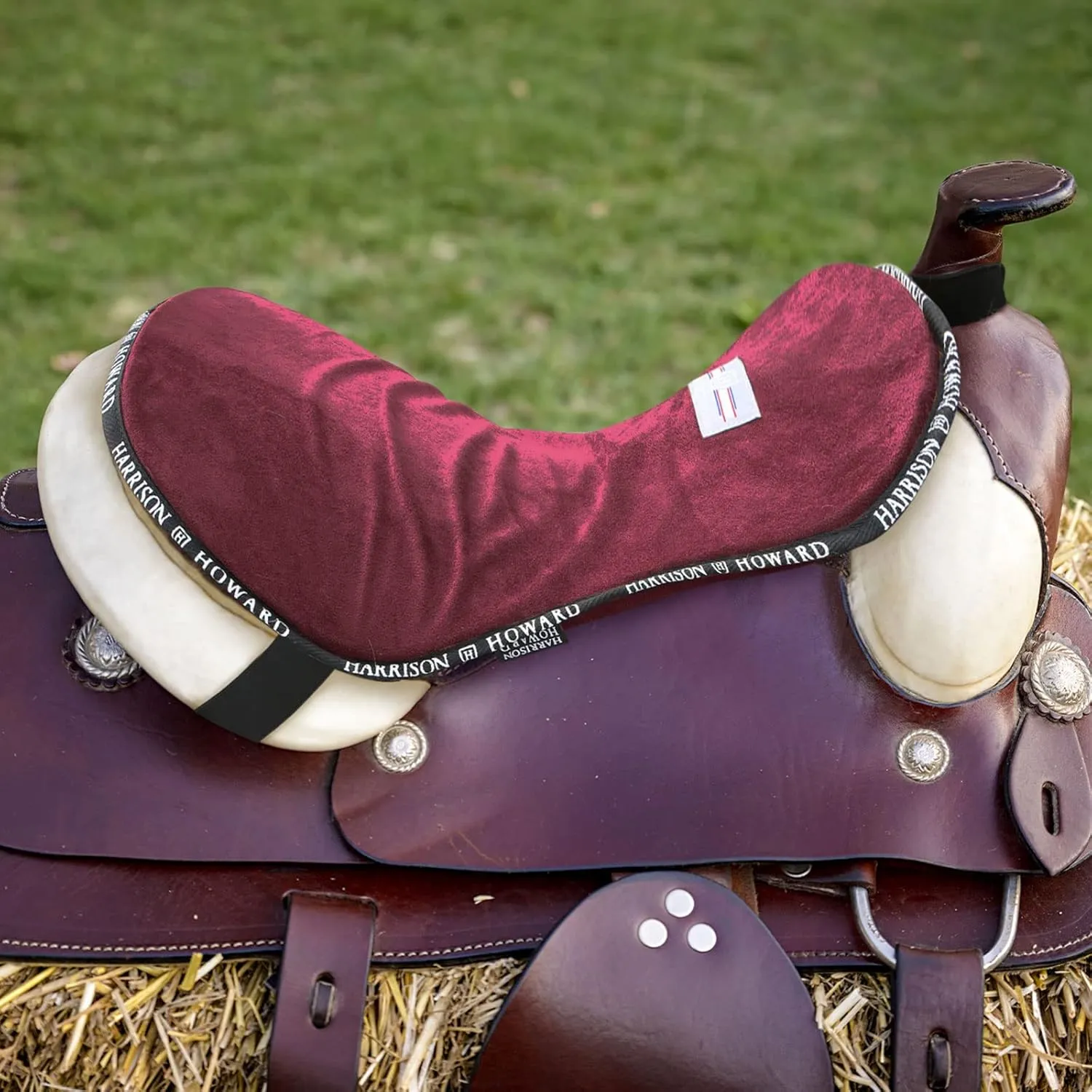 Harrison Howard Trail Seat Saver Western Tack Saddle Ride-on Pad with Cushion Bottom Helps Distribute Back Pressure