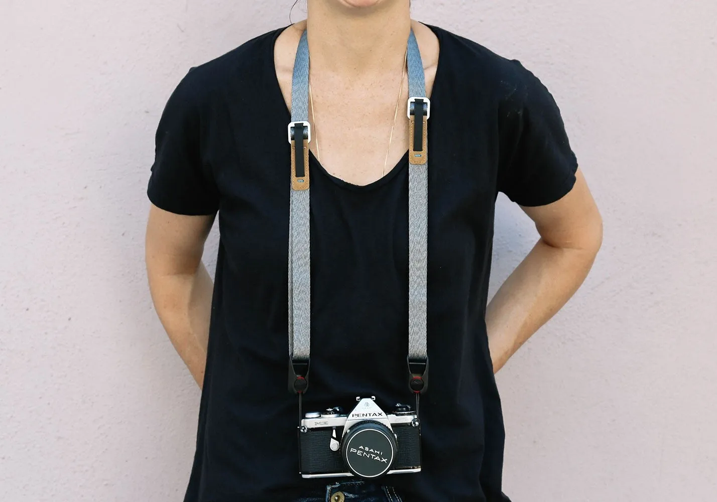 Leash - Ash