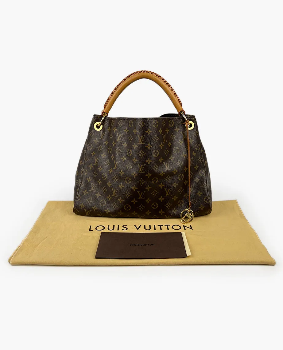 Louis Vuitton Artsy Monogram MM