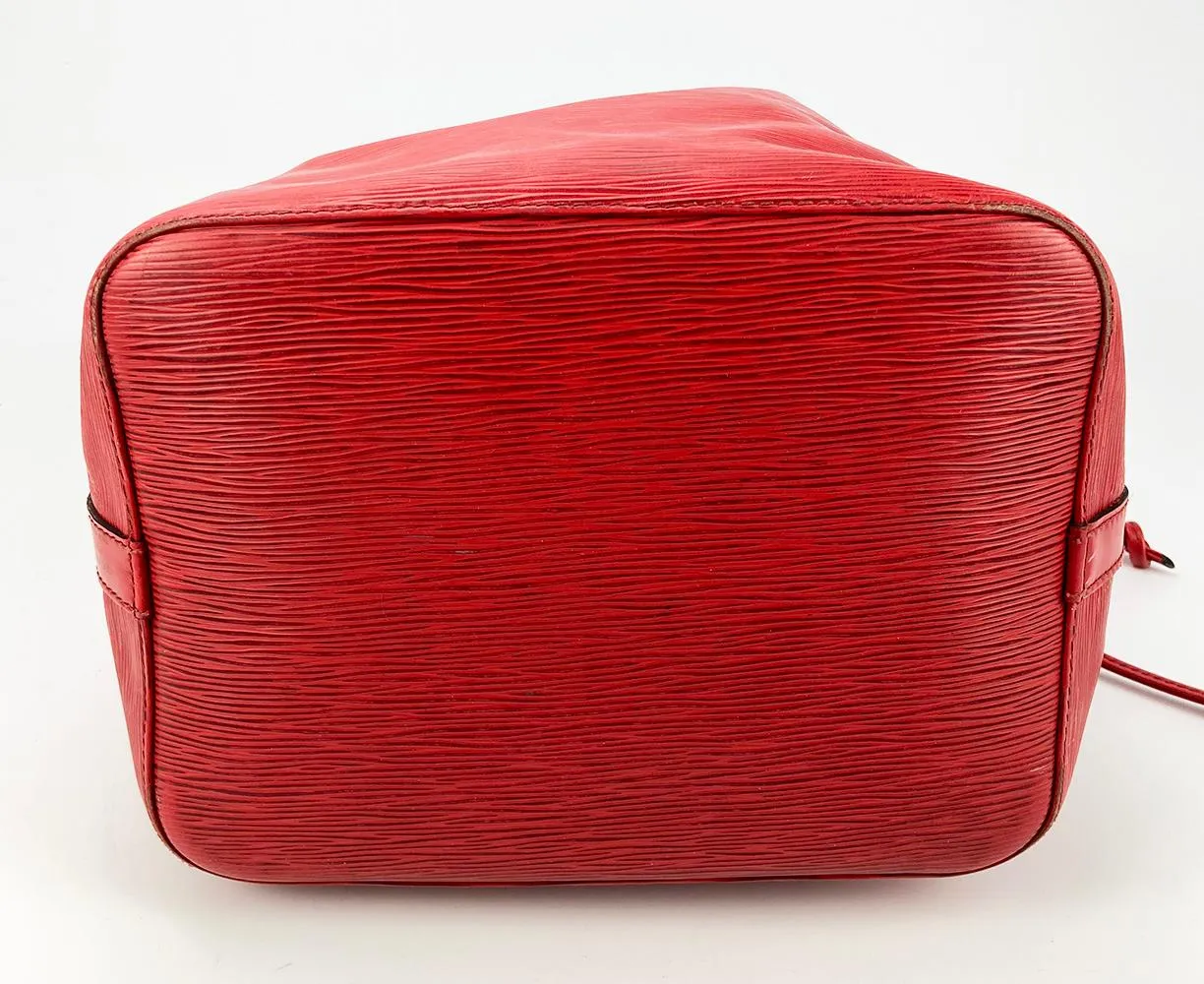 LOUIS VUITTON Castillian Red Epi Noe Drawstring Bucket Bag