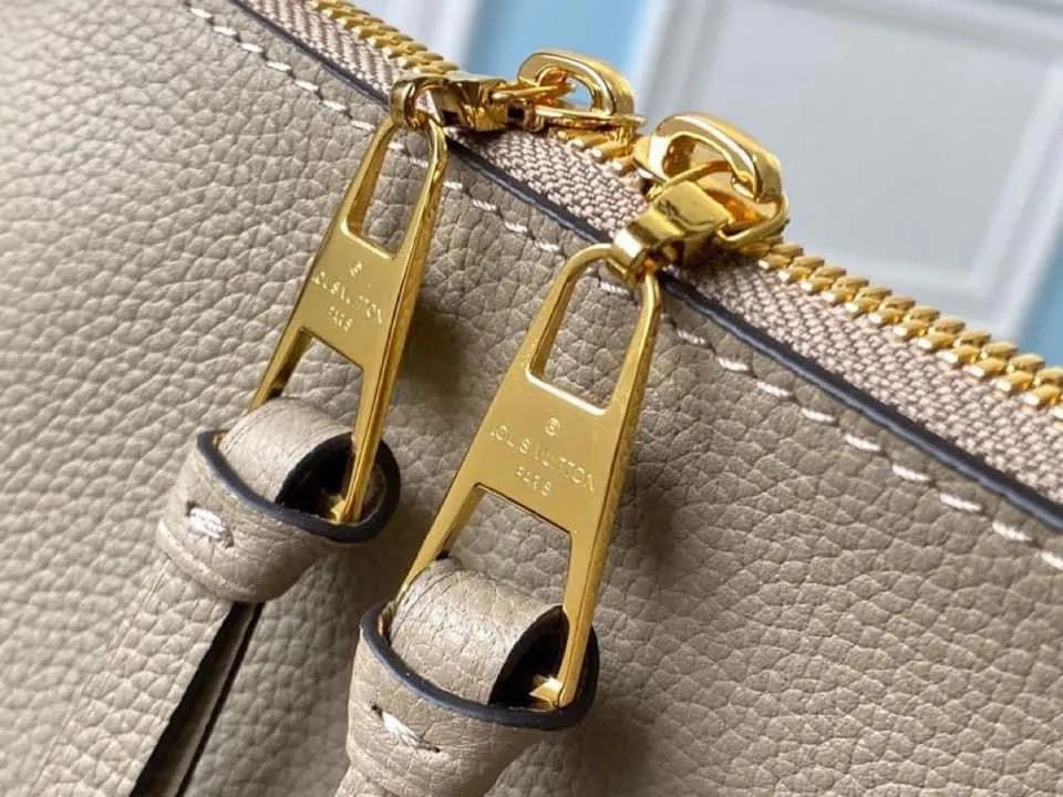 Louis Vuitton Maida Hobo Bag