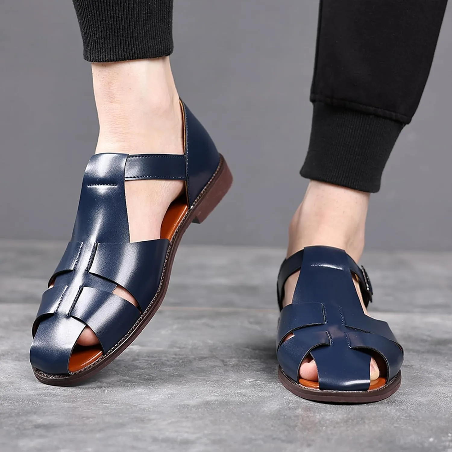 Men's Closed-Toe Flat Fisherman Sandals Lightweight Non-Slip Adjustable Hook & Loop Leather Wading Sandals for Summer Beach Casual Daily Wear