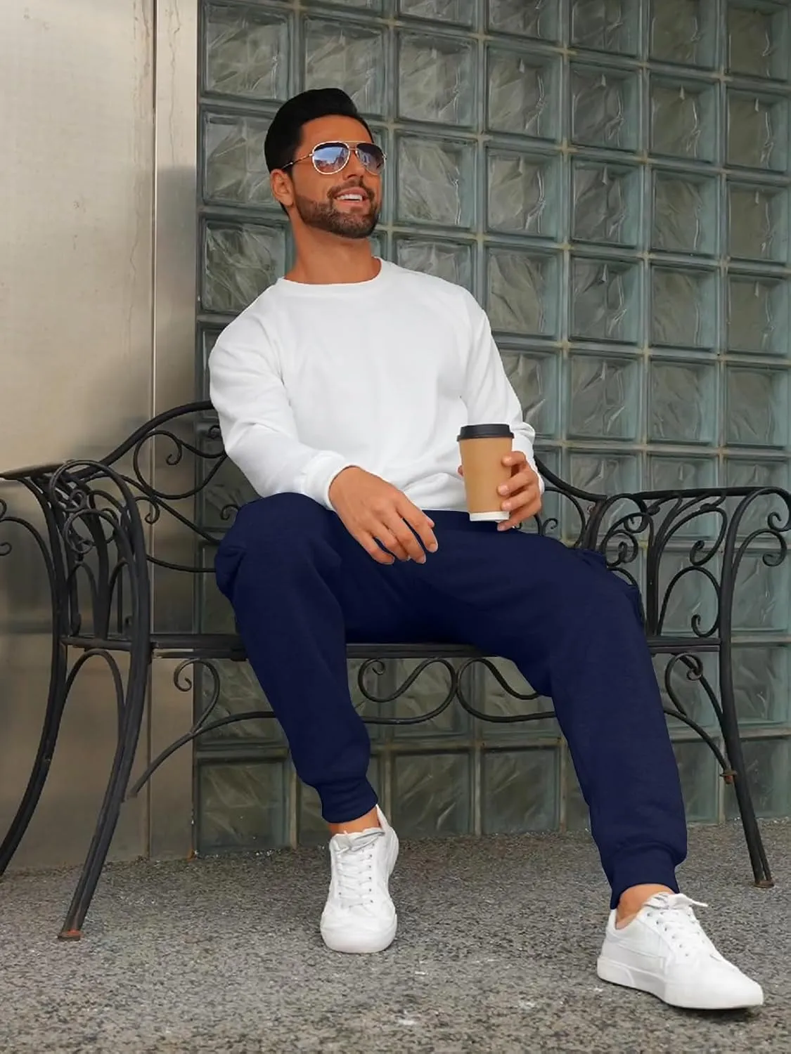 Mens Fleece Cargo Sweatpants Heavyweight Elastic Waist Pants with Pockets Baggy Drawstring Jogger Pants