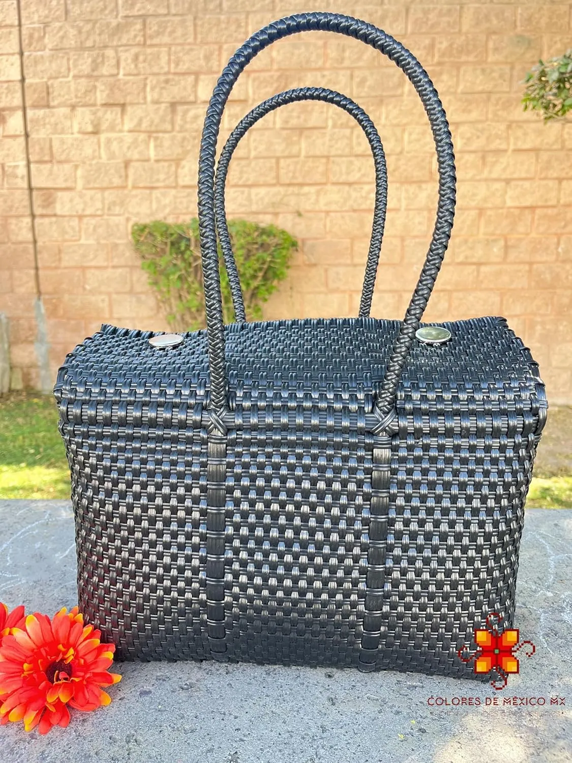 Mexican Handwoven Artisan Bag for Women Made from Recycled Plastic in a Solid Color (Small, BLACK)