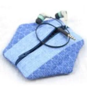 Patchwork Zipper Pouches Emb CD
