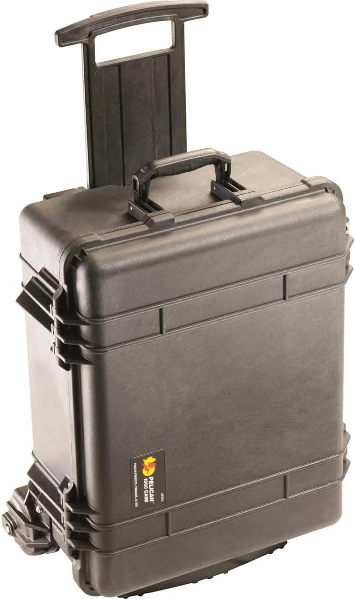 Pelican 1560 Case With Foam (Black)