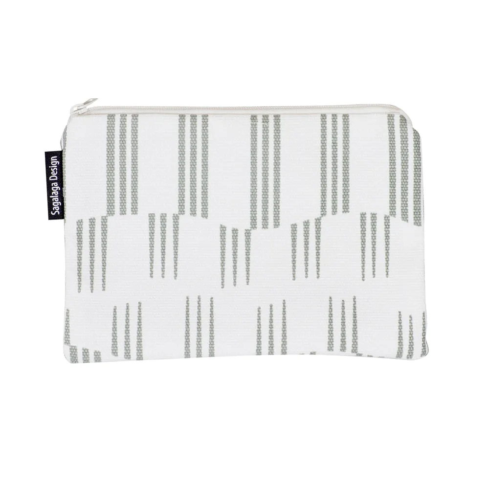 Pouch, REVONTULI