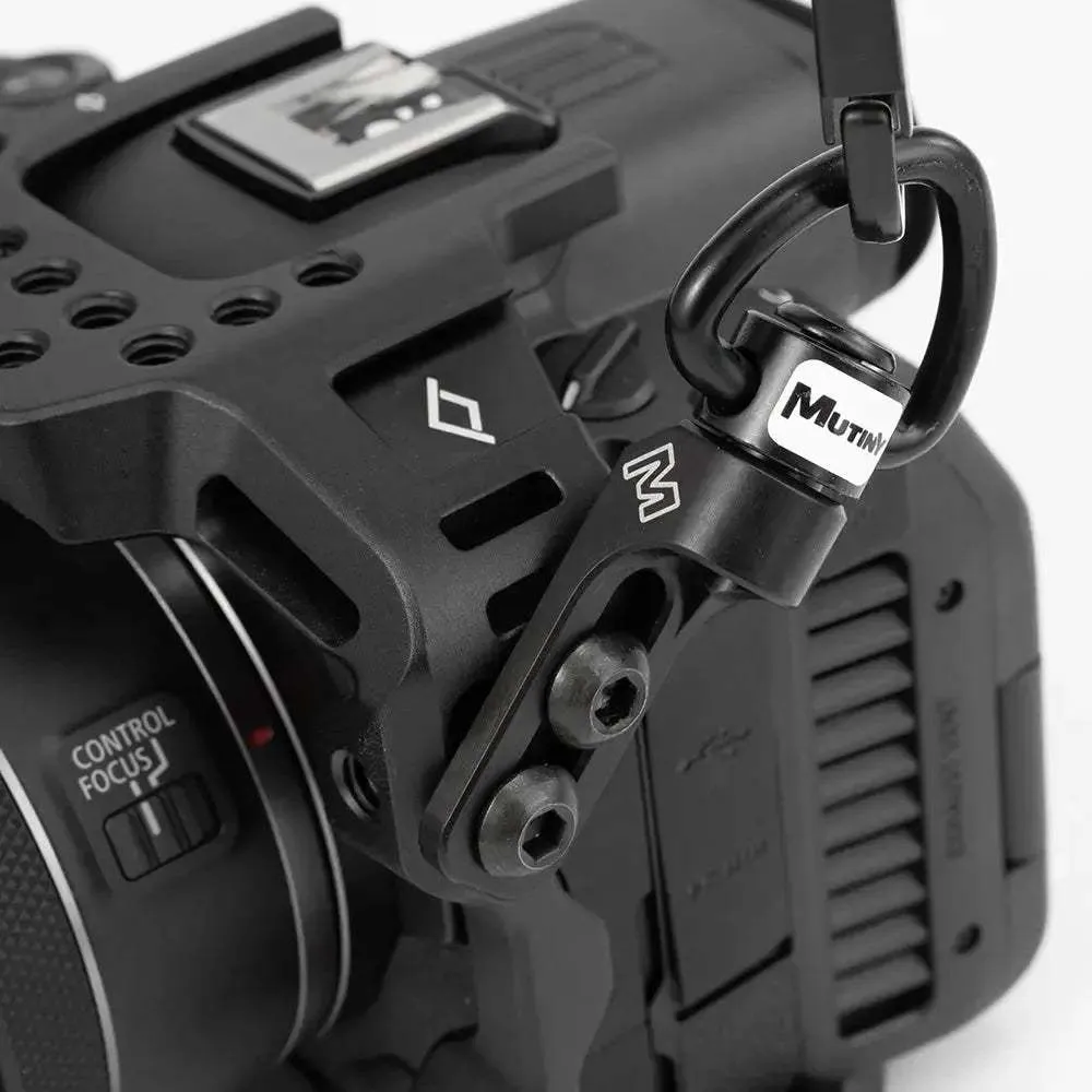 QD MOUNTS AND CAMERA STRAPS