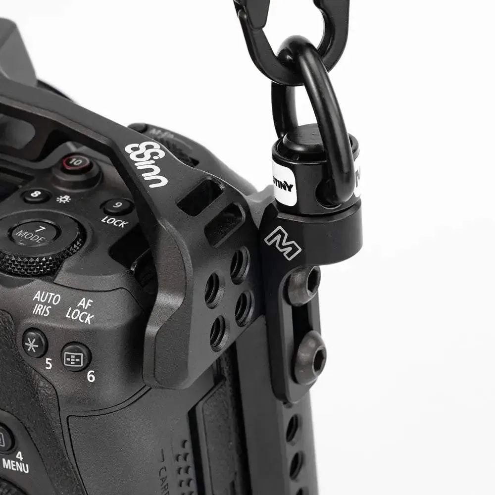 QD MOUNTS AND CAMERA STRAPS