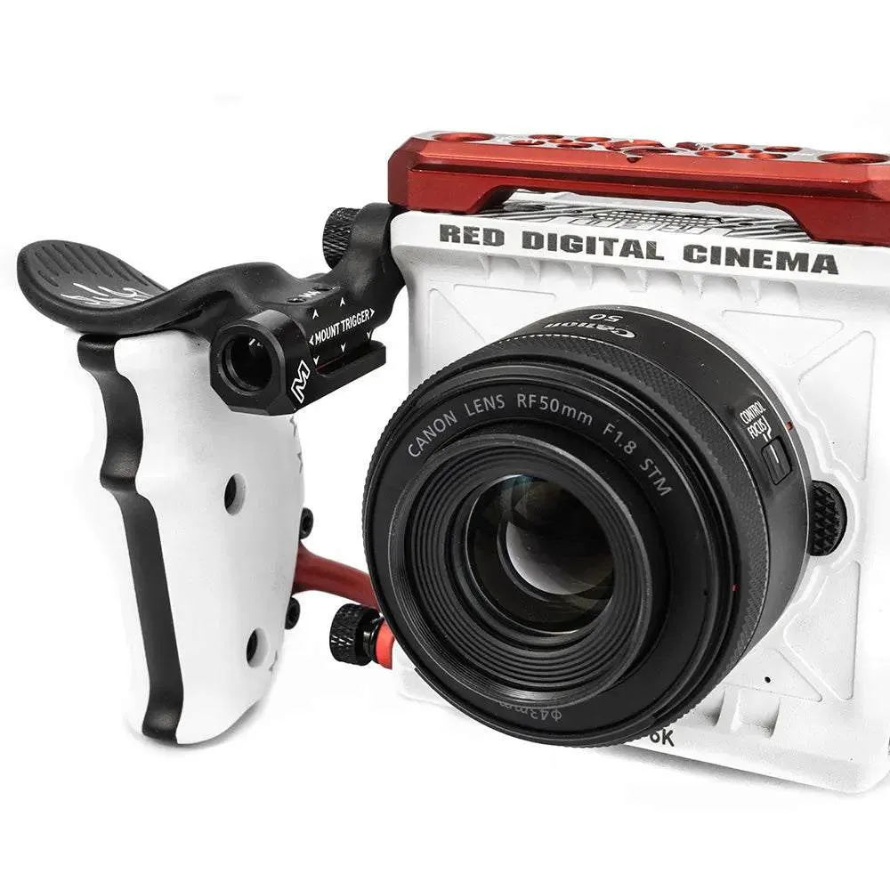QD MOUNTS AND CAMERA STRAPS