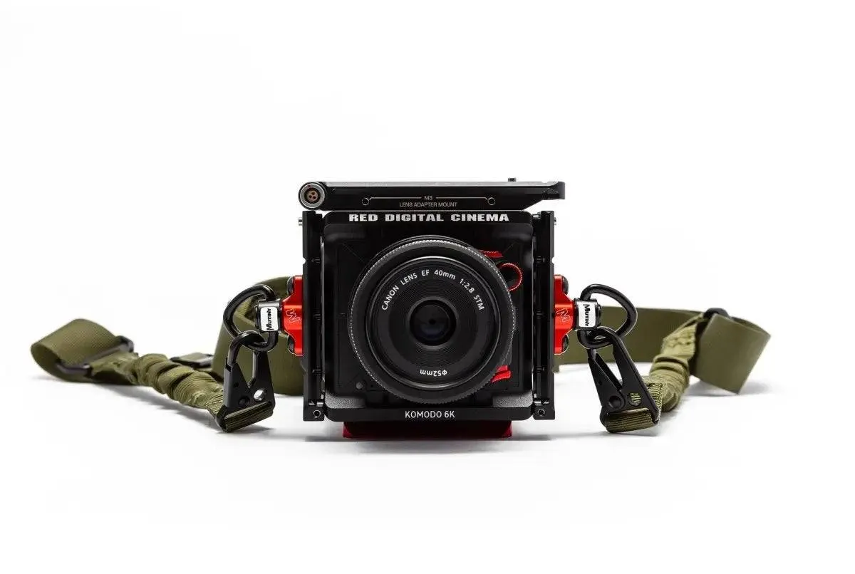 QD MOUNTS AND CAMERA STRAPS