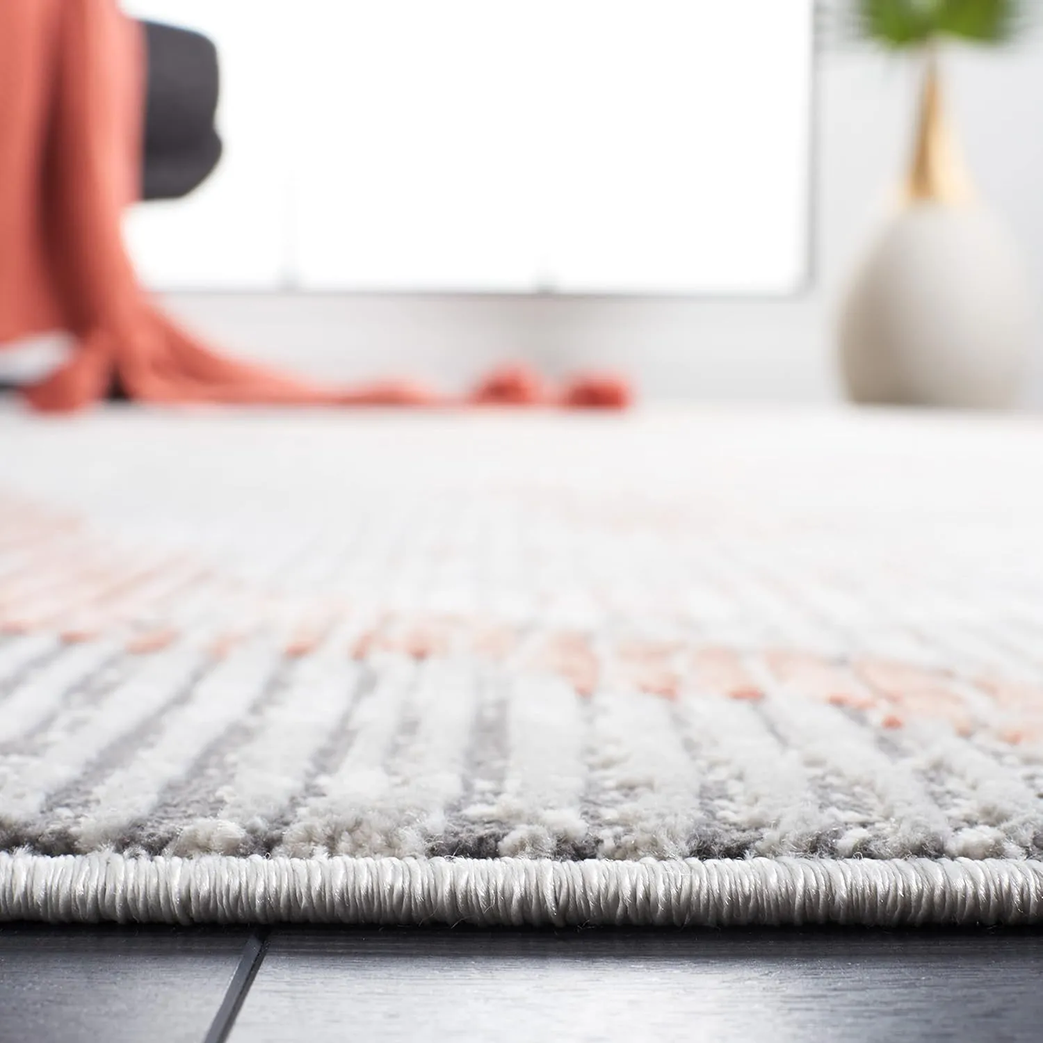 SAFAVIEH Invista Collection 6'7" Round Grey / Light Grey INV517F Modern Abstract Entryway Foyer Living Room Bedroom Kitchen Area Rug
