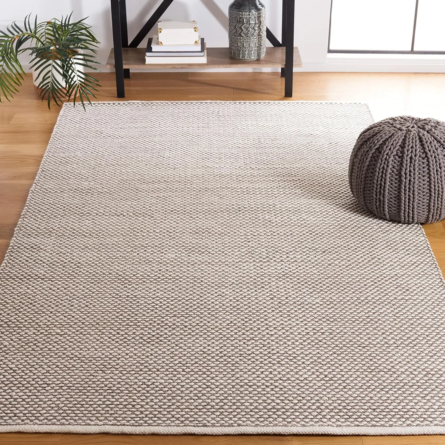 SAFAVIEH Vermont Collection Area Rug - 6' x 9', Brown, Handmade Wool & Cotton, Ideal for High Traffic Areas in Living Room, Bedroom (VRM650T)