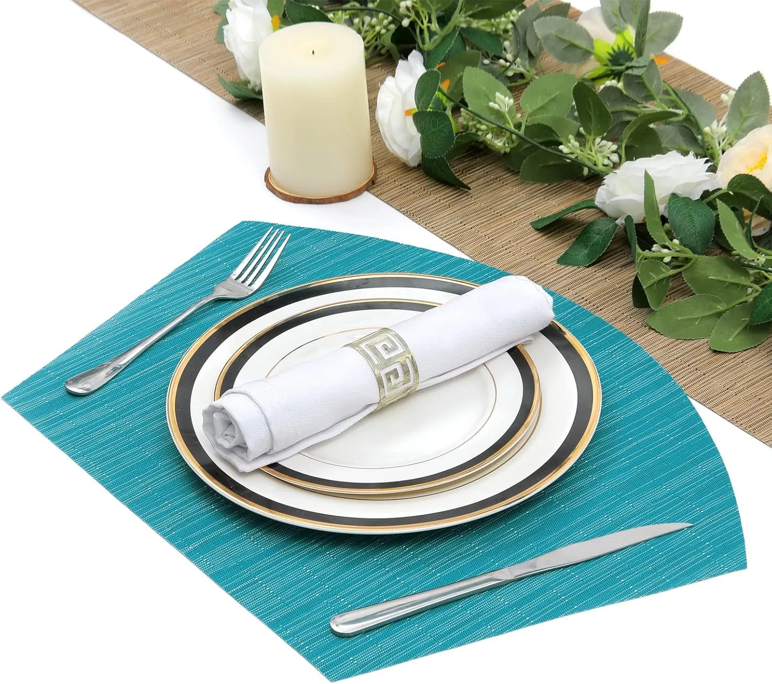 SHACOS Large Size Wedge Placemats with Centerpiece Round Mat Set of 5 Round Table Place Mats Washable Dining Table Placemats Reversible Durable, Blue