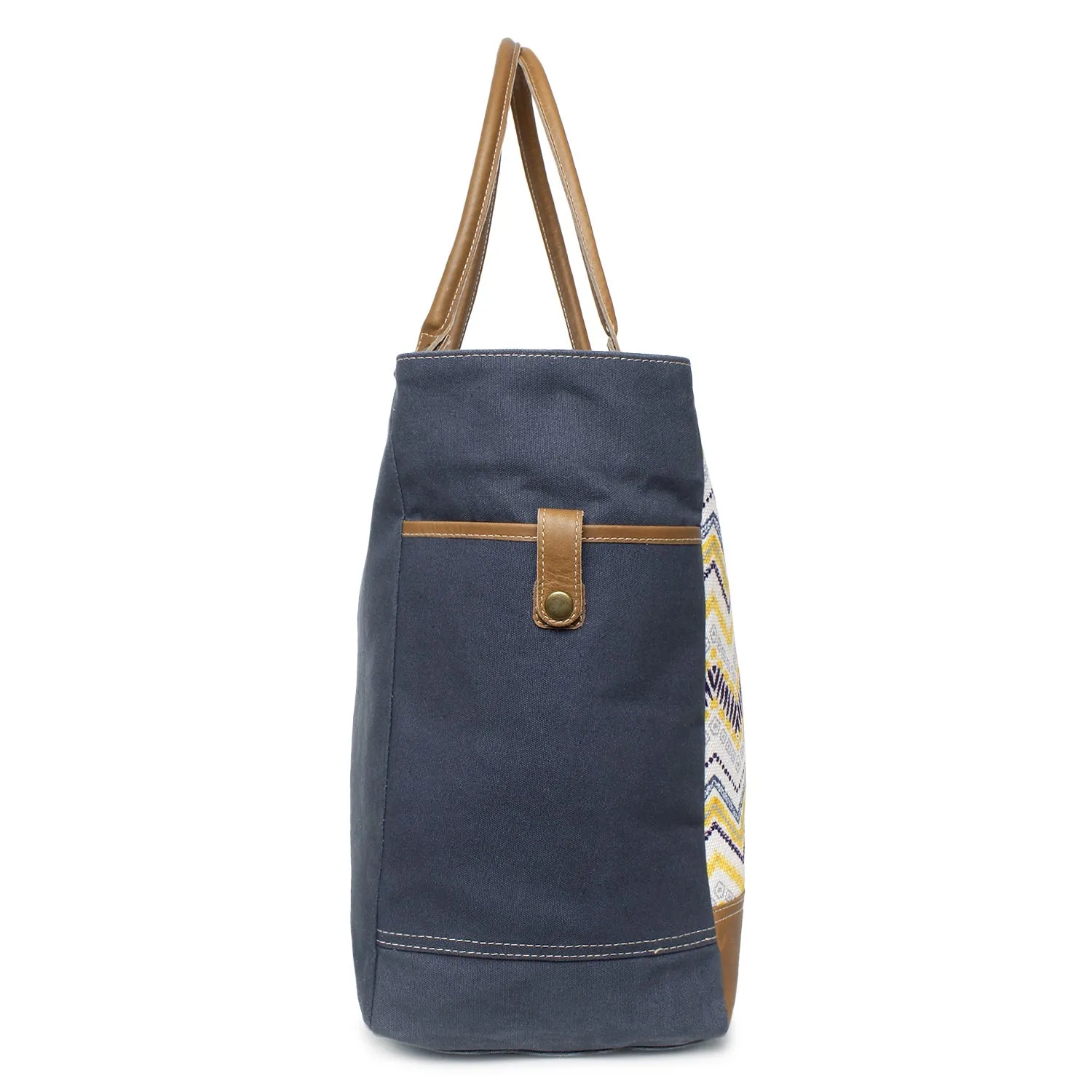 Sixtease Up-cycled Canvas Weekender Bag: Travel Smart with Sustainable Style, Perfect for Your Getaway Adventures! - (SB-4266)