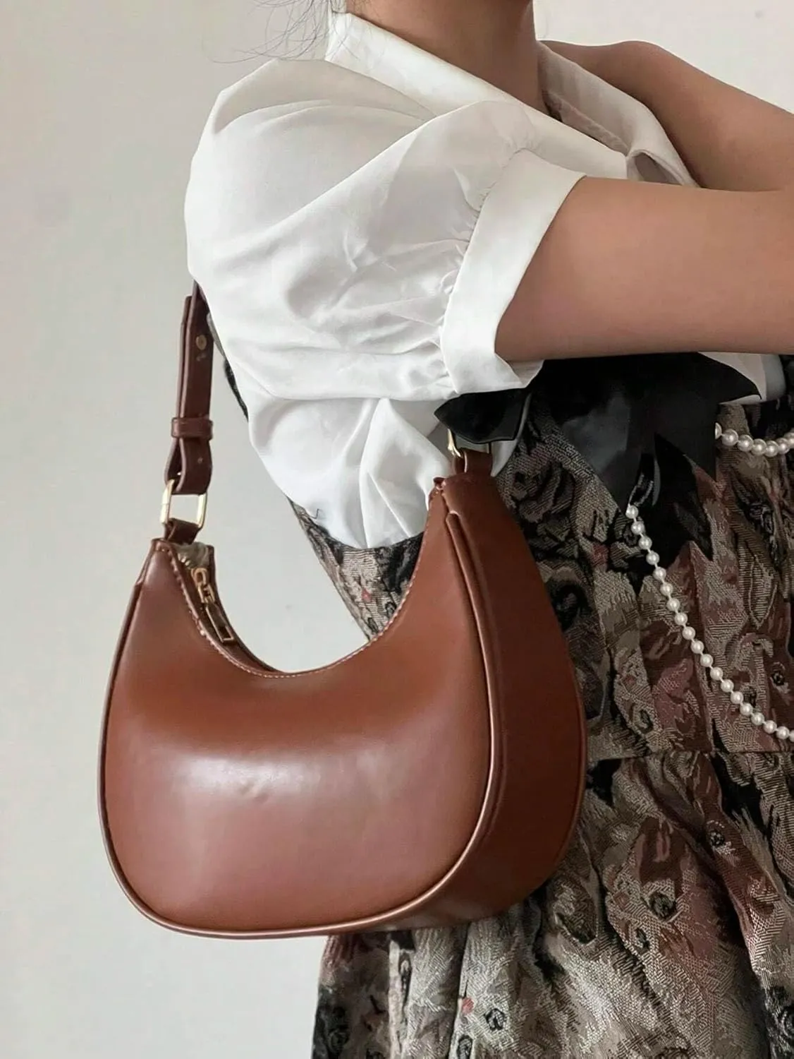 Small Crescent Leather Shoulder Bag for Women Crossbody Clutch Hobo Tote Purses Hangbags