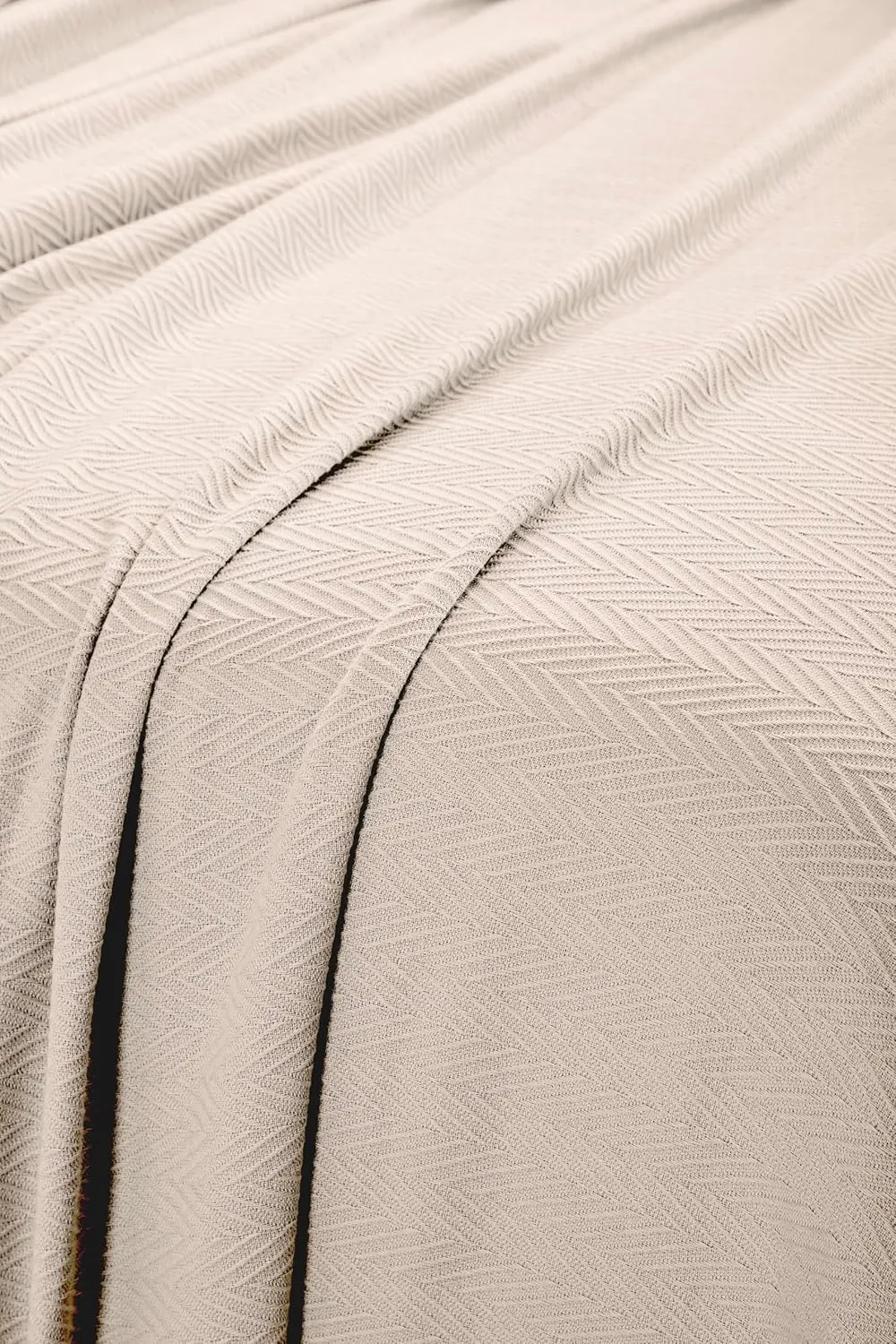Superior Metro All-Season Cotton Blanket, Woven Blanket for Couch, Bed, Bedding, Farmhouse, Home Essentials, Cute and Cozy Bohemian Blankets, Herringbone Weave, Full/Queen, Ivory