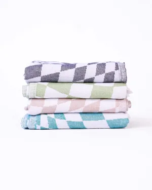 Teema Large Turkish Beach Towel Bundle - 100% Turkish Cotton - Sand Free - Fast Drying - Versatile and Multi-Use - The Checkmate Bundle