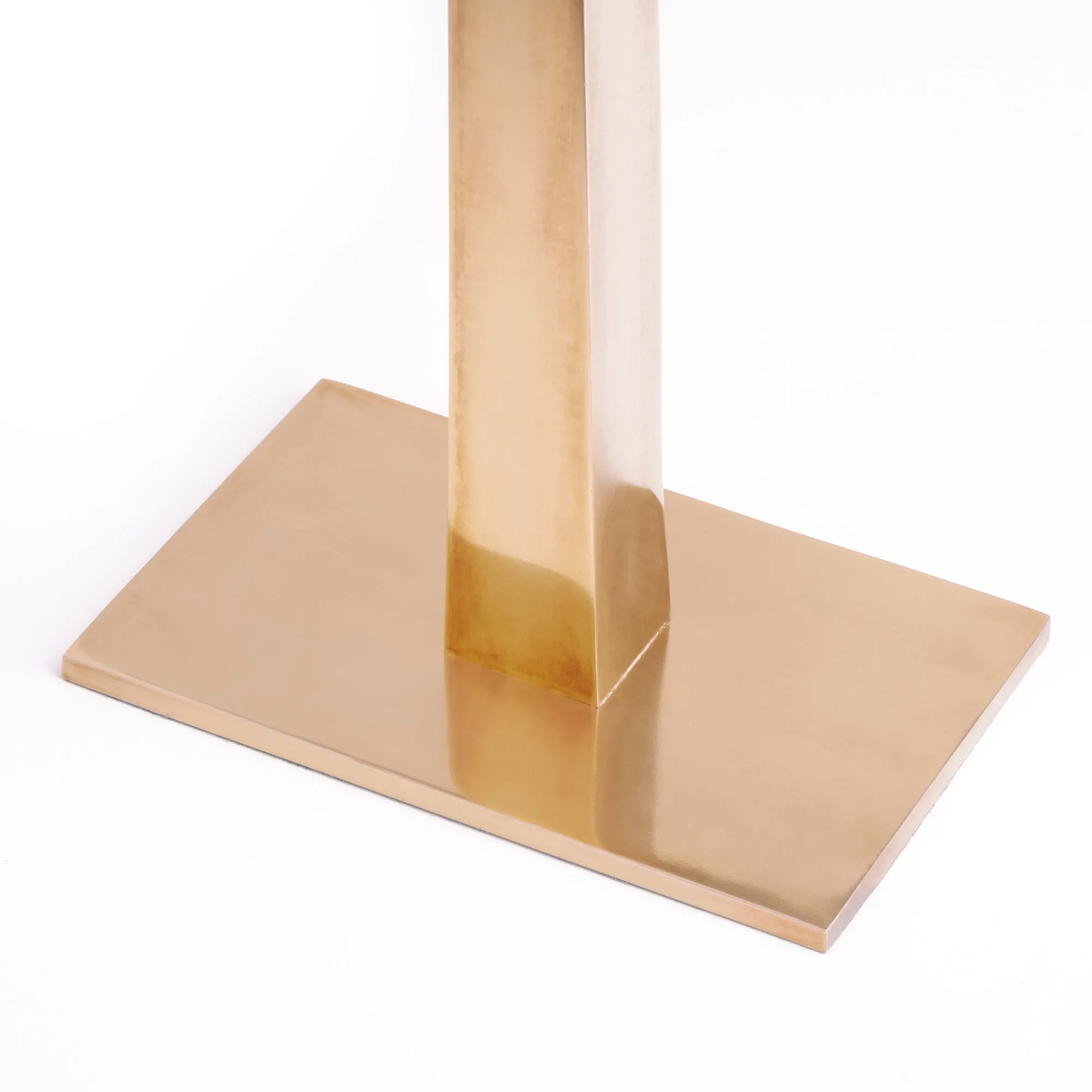 Trafalgar rechargeable table lamp in antique brass