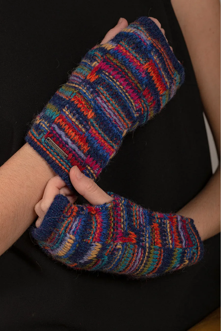 Ucrania Gloves Baby Alpaca Color Multi
