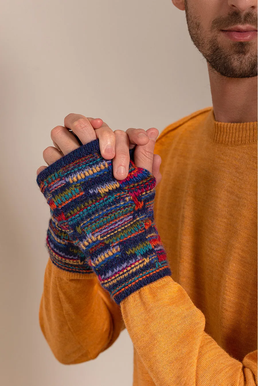 Ucrania Gloves Baby Alpaca Color Multi