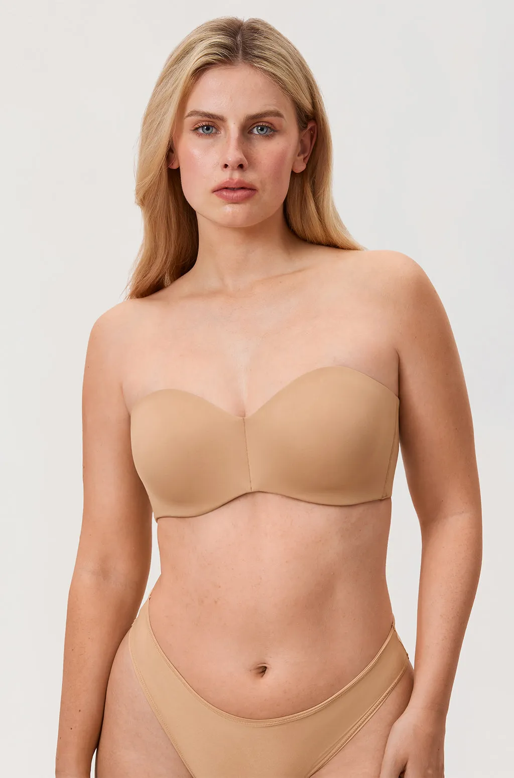 Underwire Strapless Minimizer Bra