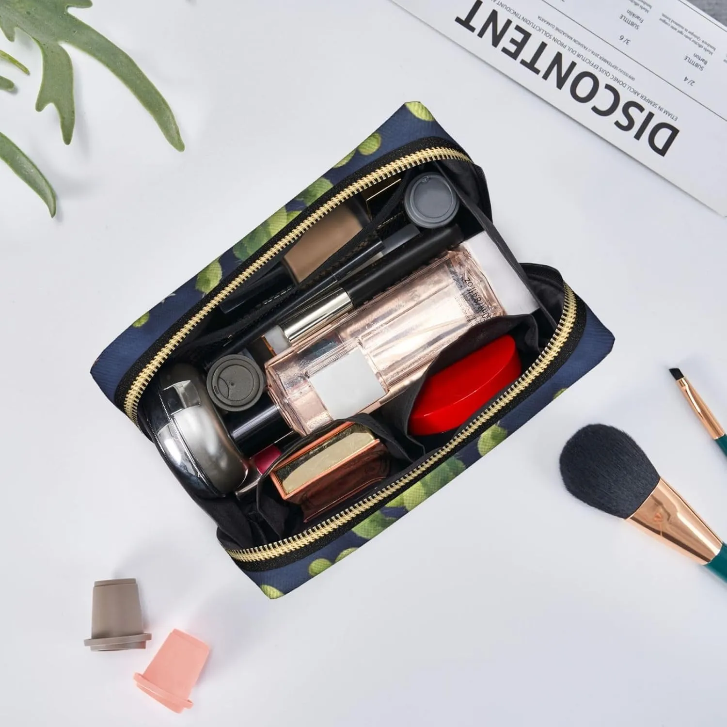 Watercolour Cactus Toiletry Pouch, Travel-Friendly Makeup Organizer For Makeup Brushes, Lipsticks