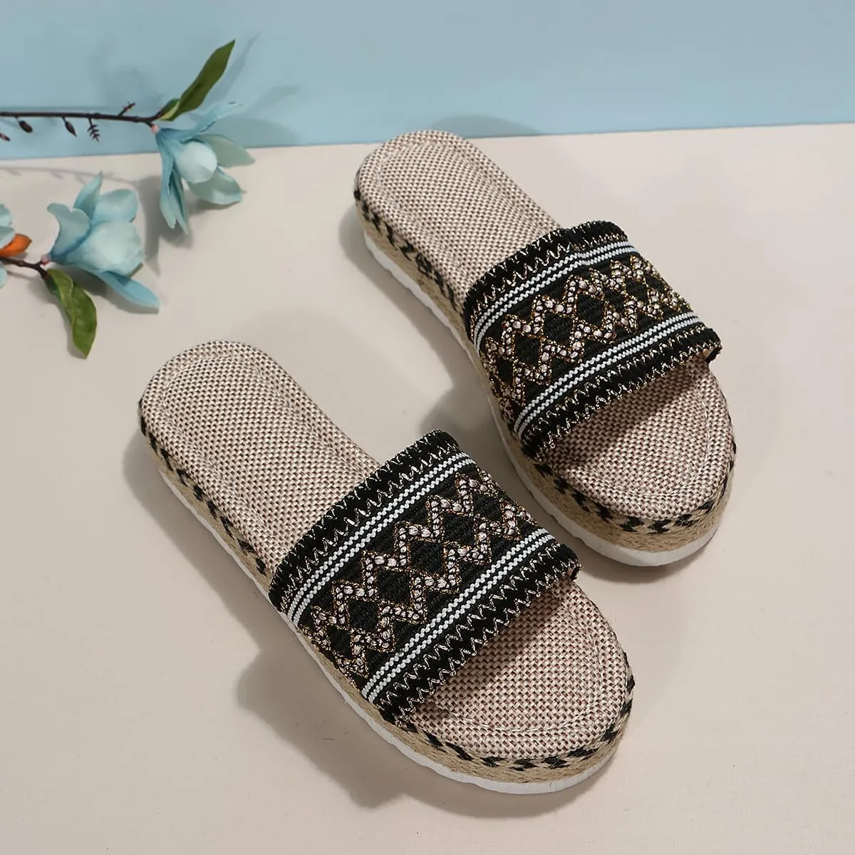 Women's Ethnic Style Thick Sole Woven Holiday Slippers, Hemp Rope Platform Slippers, Boho Ladies Braided Slippers, Casual Platform Sandals Relieve Foot Fatigue (Black,40)