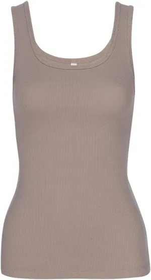 Women's Full-Length Tank Top with Scoop Neck