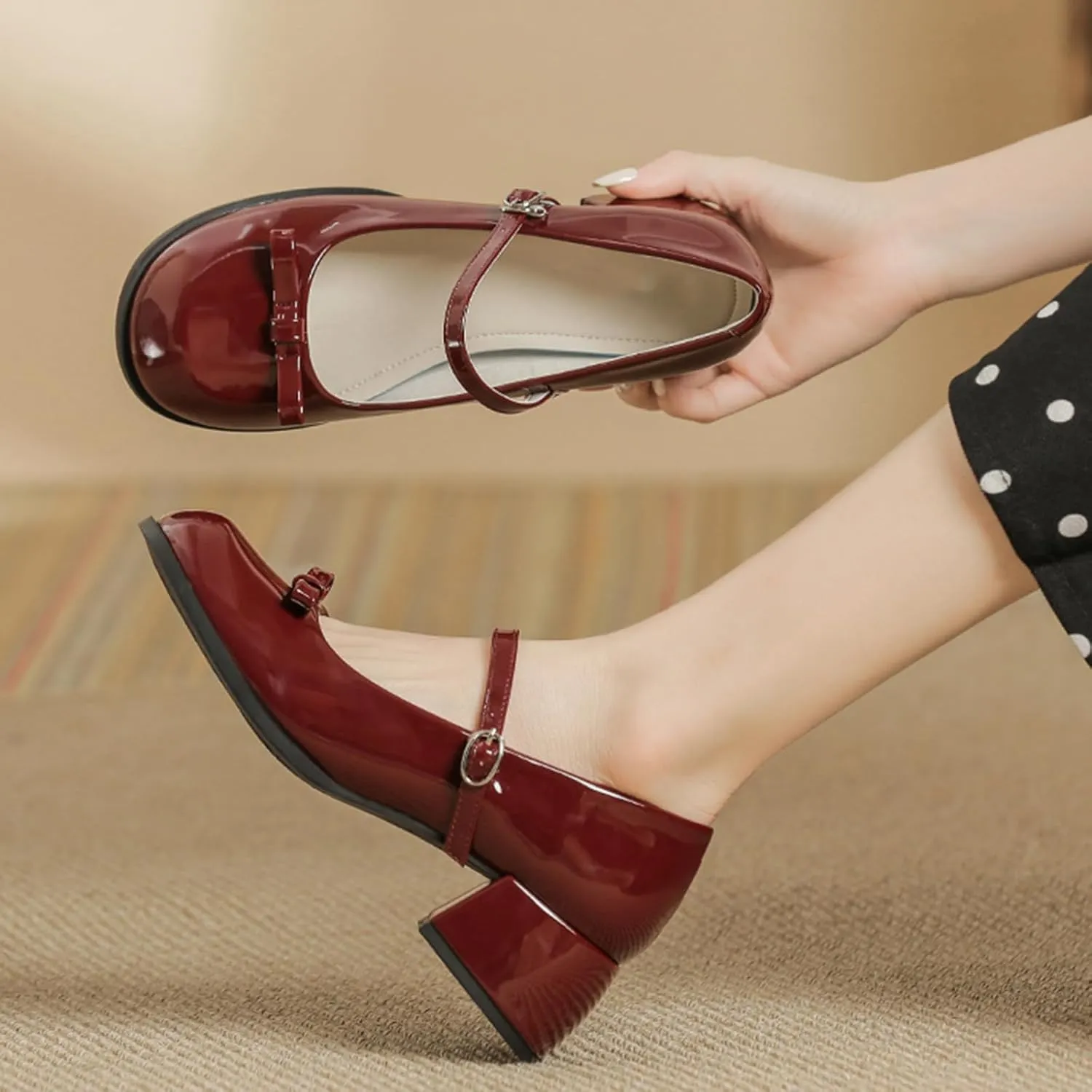 Women's Patent Leather Low Chunky Block Heel Mary Jane Pumps Fashion Classic Bowknots Round Toe Buckle Strap Work Pumps Casual Business Office Wedding Dress Shoes