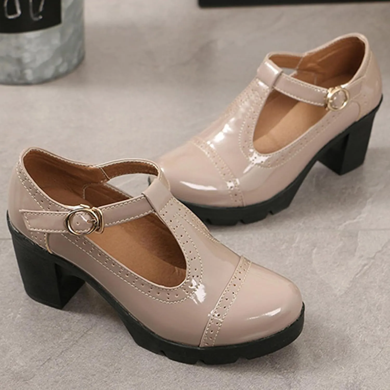 Women's Platform Chunky Heel T-Strap Mary Jane Pumps Shoes Retro Round-Toe Patent Leather Mid Block Heel Brogue Shoes Classic Dress Oxfords Shoes