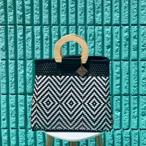 Wooden Handle Tote - B   W